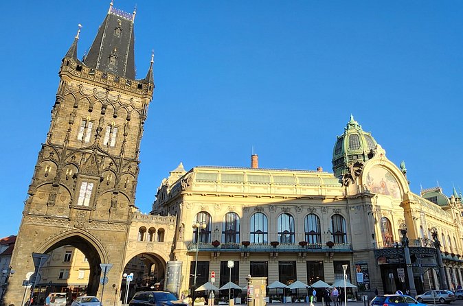 Prague Highlights - 3 hours Private WalkingTour - Finishing at Municipal House and Powder Tower