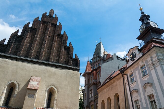 Prague Highlights in Half a Day - Máj House of Fun and the 360-degree view