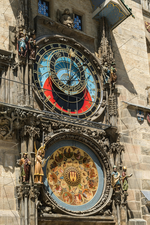 Prague: Highlights of Prague Private Half-Day Tour by Car - Small practical details that improve the day