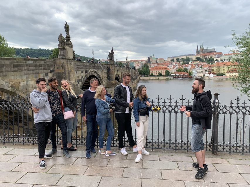 Prague: Historic Pubs Tour with Drinks - Crossing into Old Town and the Astronomical Clock