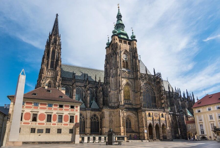 Prague Hradcany Castle, St Vitus Cathedral Tour with Tickets - The Old Royal Palace shows Prague’s political side