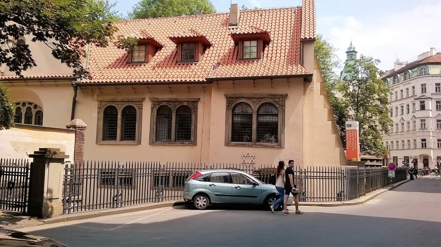 Prague Jewish Quarter Online Audio Guide - Audio quality and language choices