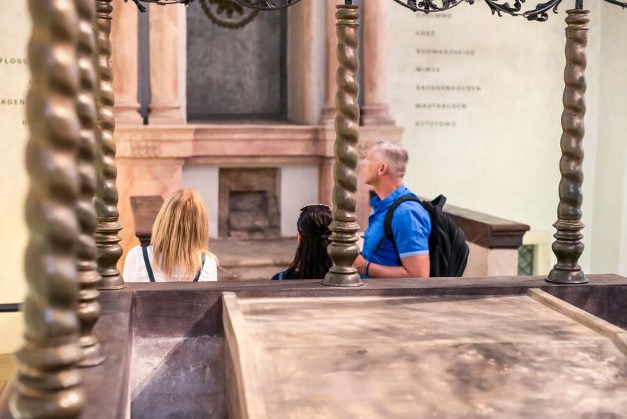 Prague Jewish Quarter Online Audio Guide - What the two-day format means for your schedule