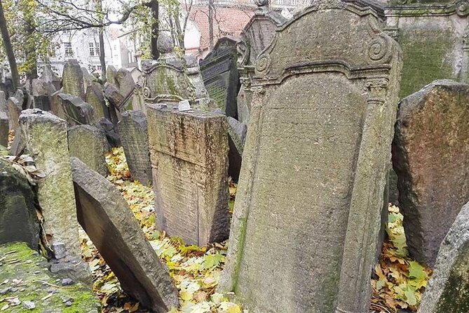 Prague Jewish Quarter Private tour - 3hours - Klausen Synagogue and Jewish traditions