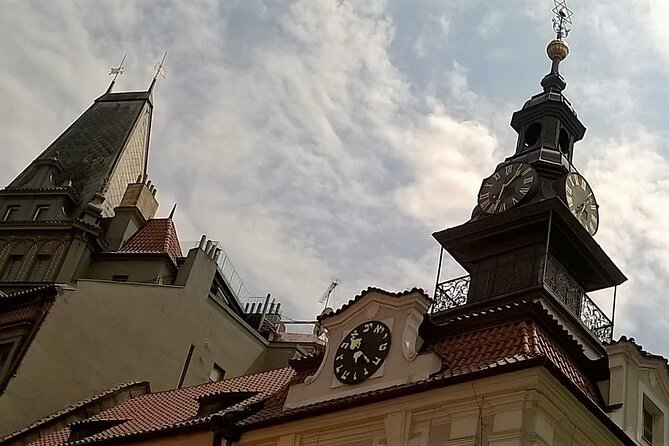 Prague Jewish Quarter Walking Tour with Admission Tickets - The Old Jewish Cemetery and its crowded stones