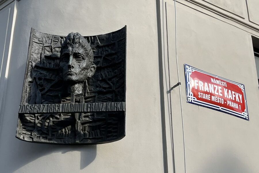 Prague: Jewish Town Guided Walking Tour - Why Prague’s Jewish Quarter deserves three hours