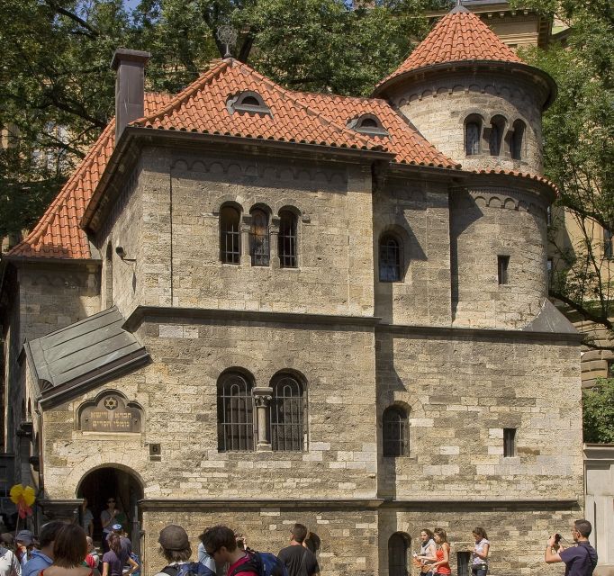 Prague: Jewish Town Walking Tour - The Old-New Synagogue and its medieval hall