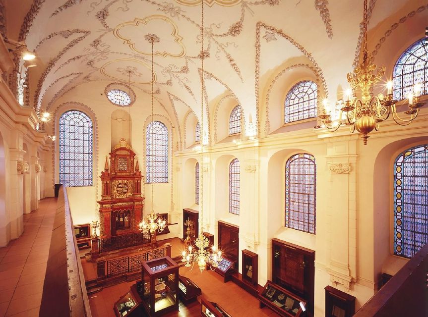Prague: Jewish Town Walking Tour - What the guide adds to the three hours