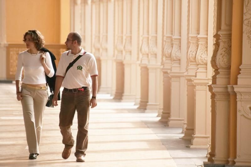 Prague: Karlovy Vary Tour with Lunch and Moser Museum Visit - Lunch near the spa center