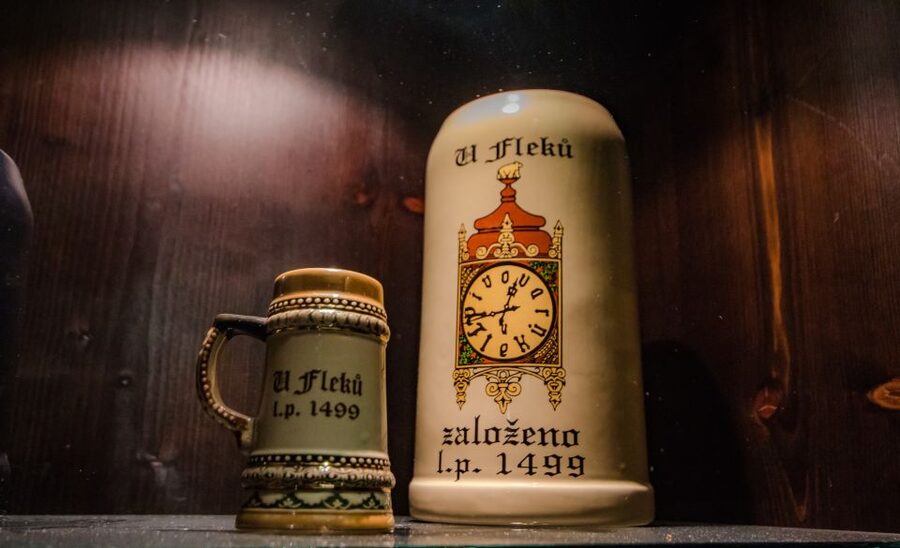 Prague: Legendary Beer Tour with Dinner - Should you book the Legendary Beer Tour?