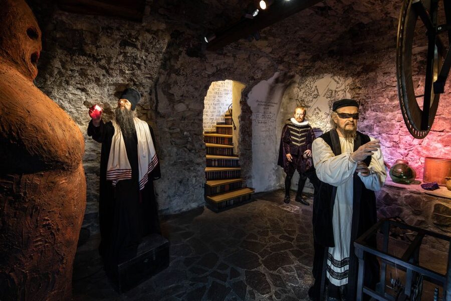 Prague: Madame Tussauds Entry Ticket - A small museum with a big photo payoff