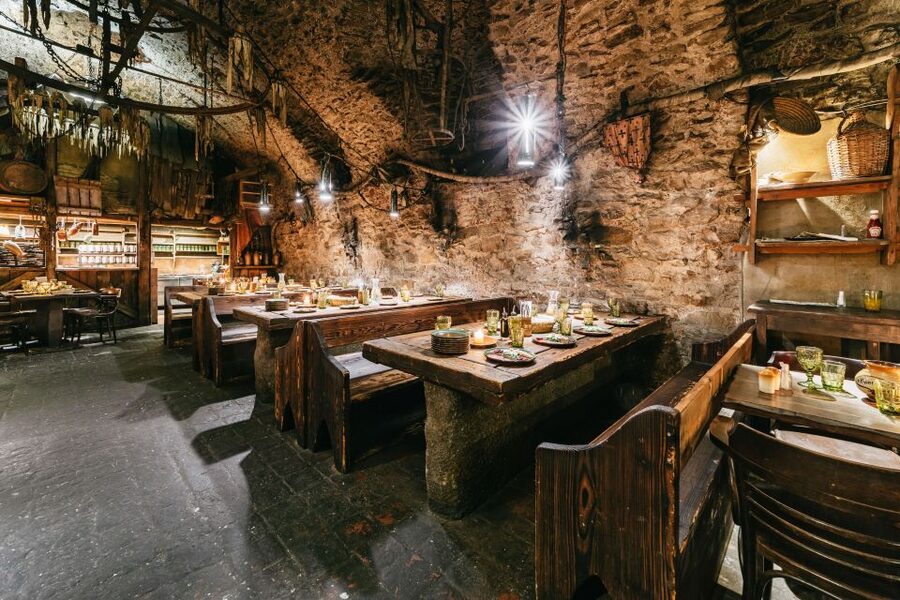 Prague: Medieval Dinner with Unlimited Drinks - Who will enjoy this most