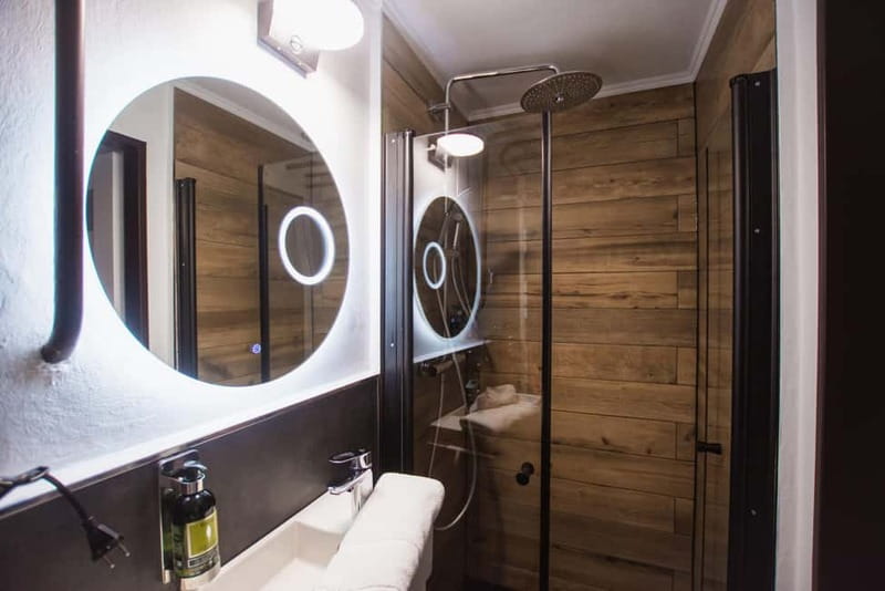 Prague: Modern Private Spa with Jacuzzi and Sauna - Should you book Lazne TOM?