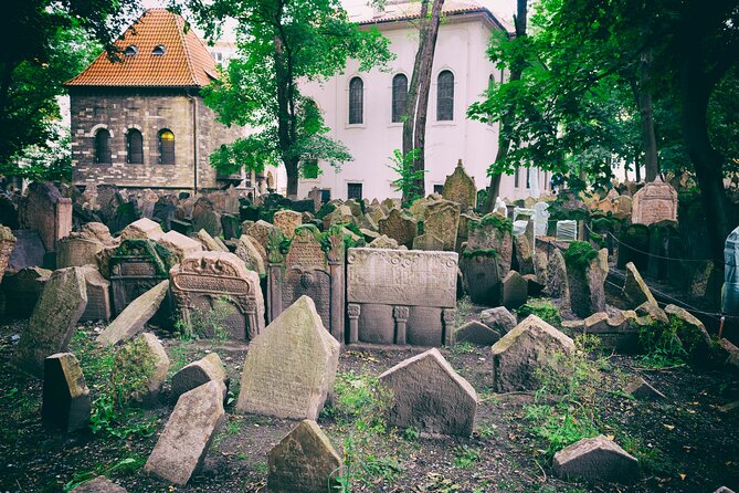 Prague Old Jewish Quarter and Spanish Synagogue Private Tour - The Old Jewish Cemetery and Its Layered Stones