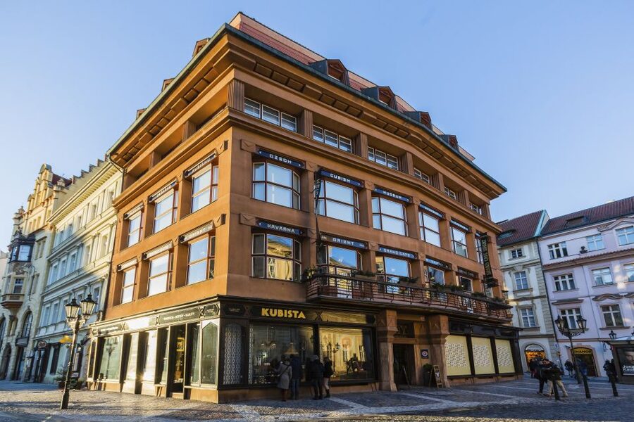 Prague: Old Town and Jewish Quarter 2-Hour Walking Tour - Estates Theatre and Prague’s Mozart story