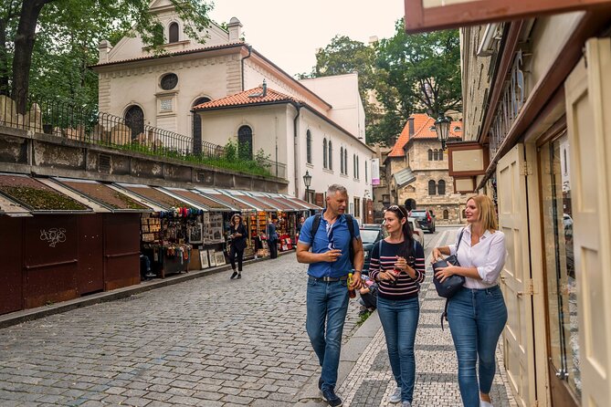 Prague Old Town and Jewish Quarter 90 minutes Guided Tour - Small streets and a serious subject