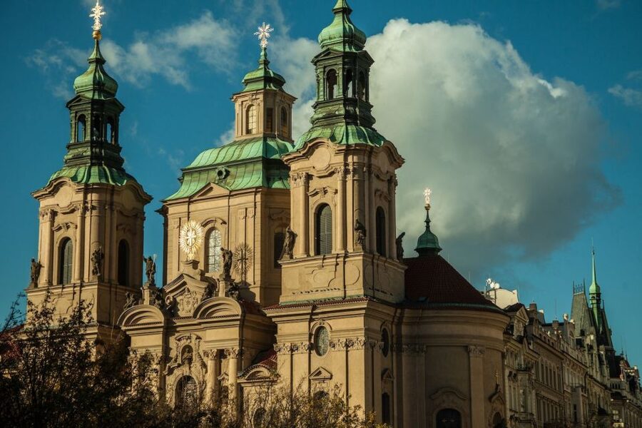 Prague: Old Town and Jewish Quarter Guided Tour in German - Charles University and the Estates Theater