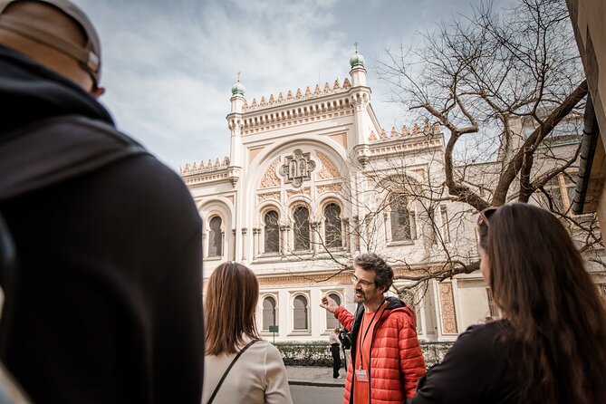 Prague Old Town and Jewish Quarter Walking Tour - Why this short Prague walk works