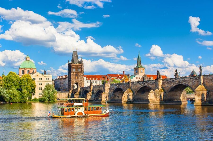 Prague Old Town Family Tour, Attractions, Royal Castle - Starting at the Holy Trinity Column