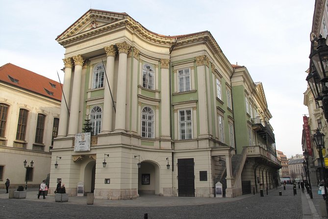Prague Old Town Highlights Walking Tour - Is $88.72 a fair price for two hours?