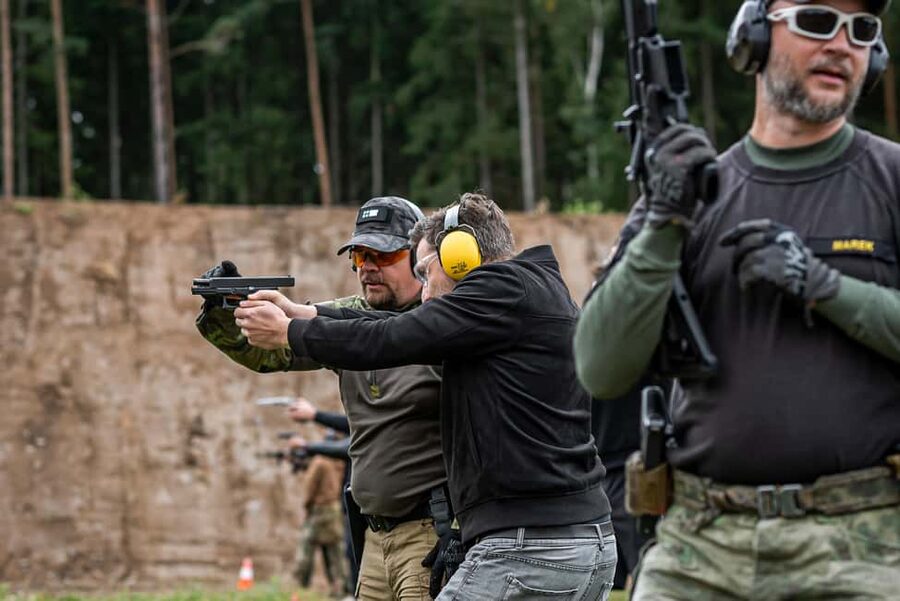 Prague: Outdoor Shooting Experience with up to 10 Guns - A two-hour lesson with room for beginners