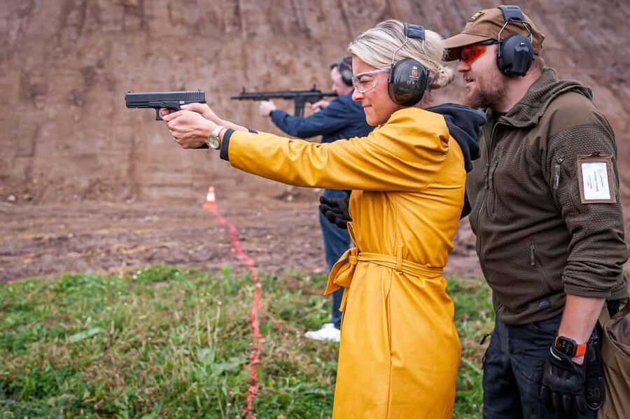 Prague: Outdoor Shooting Experience with up to 10 Guns - Who will get the most from this outing