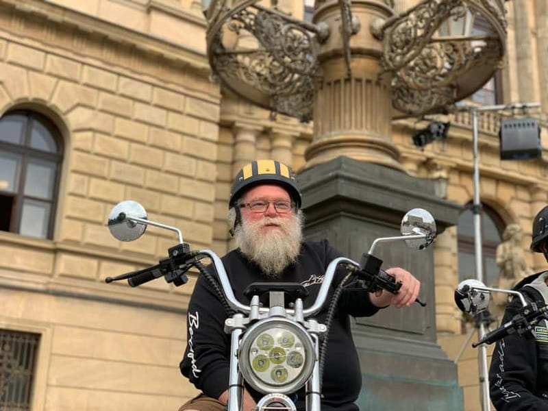 Prague: Panoramic Viewpoints Guided Electric Tricycle Tour - Weather, clothing, and family details