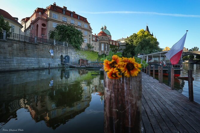 Prague Photoshoot for Couples, Betrothed, Family & Friends - The price: when the splurge makes sense