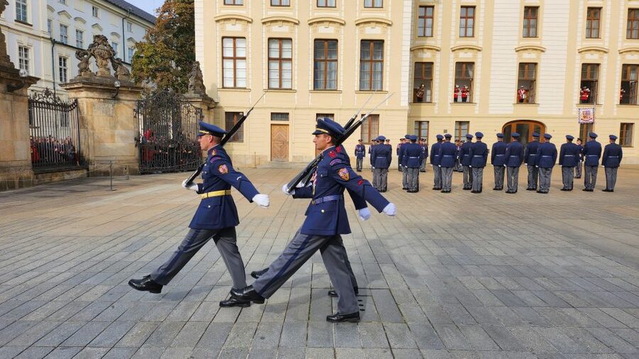 Prague: Prague Castle Private Walking Tour - Key points to know before booking