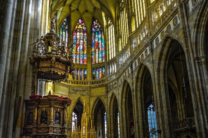Prague Private Custom Full-Day Tour: Prague Castle and Old Town - Down through Lesser Town to Charles Bridge