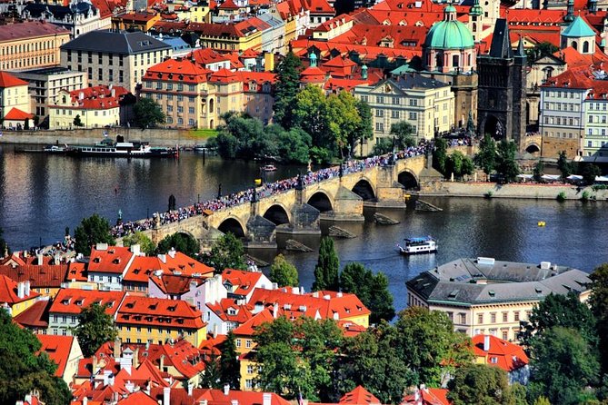 Prague Private Custom Full-Day Tour: Prague Castle and Old Town - The Jewish Quarter and Prague’s luxury shopping street