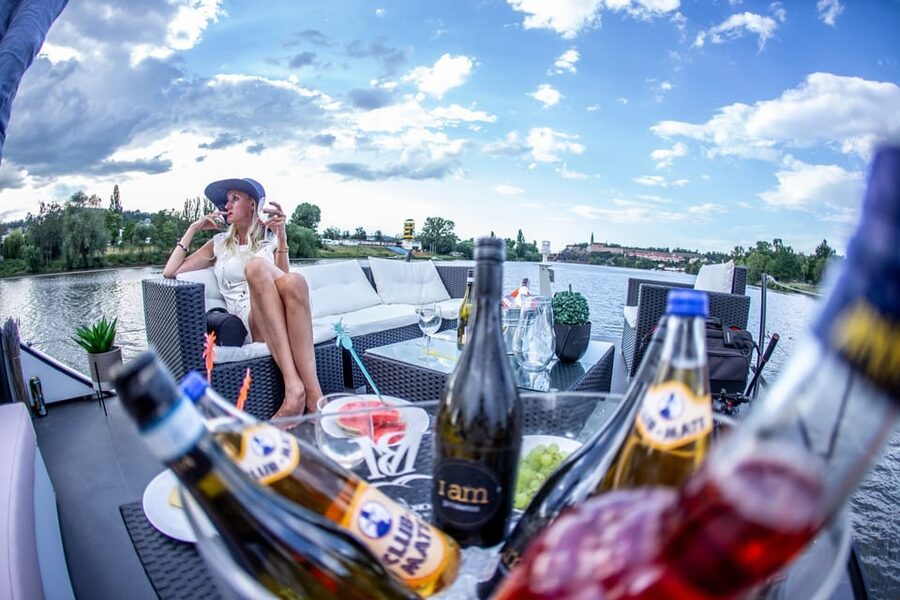 Prague: Private River Cruise with Unlimited Beer or Prosecco - The optional swimming route