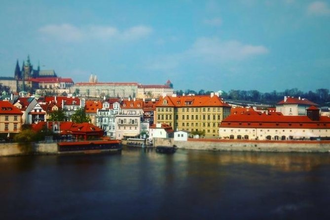Prague Private Tour - Prague Castle, one hour above the city