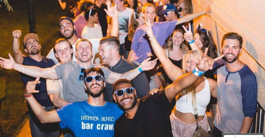 Prague: Pub Crawl with Open Bar and VIP Entry - Practical tips for getting the most from the crawl