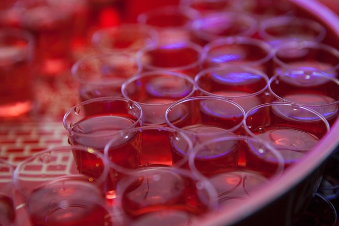 Prague Pub Crawl with Unlimited Drinks & 5 story club Entry - Age, group size, and the right night to go