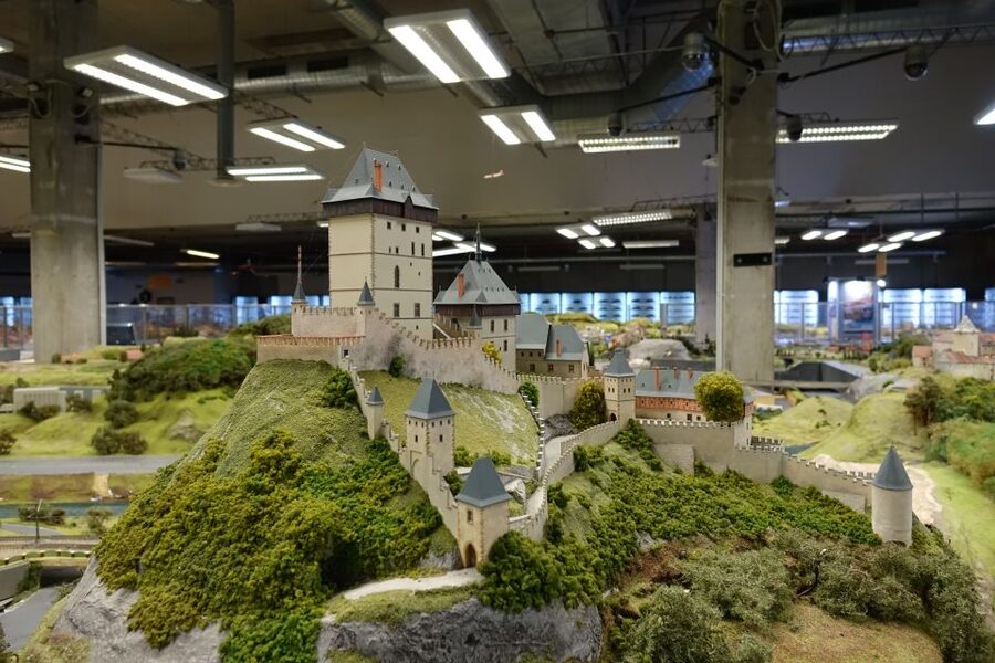 Prague: Railway Kingdom Giant Model Railway Museum - Practical advice for getting more from the model