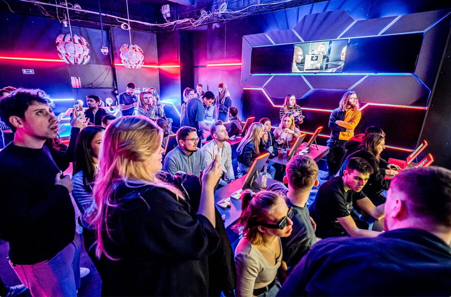 Prague: Robotic Bar Entry with a Drink Included - Tips for making the most of the robots