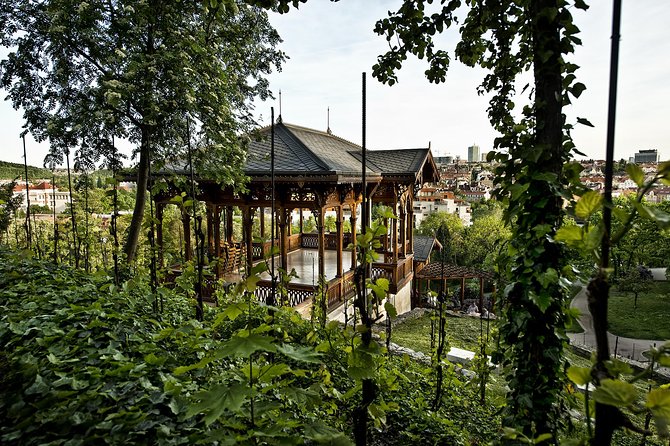 Prague´s Hidden Vineyards Private Tour - Tasting Czech wines with a view