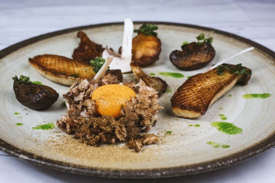 Prague: Savor 10 Course Dinner in Chef’s Kitchen - What is included, and what you may need to budget for