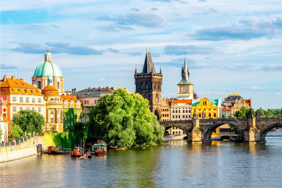 Prague: Scavenger Hunt Self-Guided Tour - Old Town Square, Tyn Church, and St. Nicholas