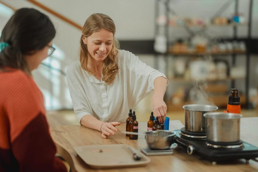 Prague: Soy Candle-Making Workshop - What the host does, and what the workshop does not do