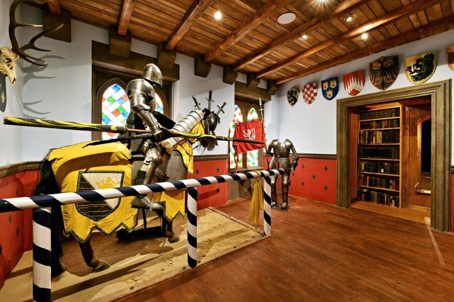 Prague: Story of Prague Immersive Museum Experience - Film, sound, and augmented-reality displays
