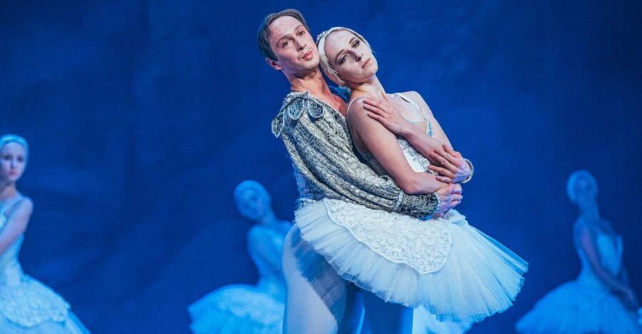 Prague: The Best of Swan Lake Ballet Tickets - Tchaikovsky’s fairytale in a shorter evening format