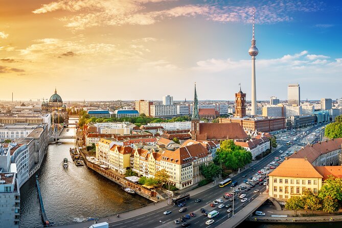 Prague to Berlin - private transfer with 2 hours of sightseeing - Key points to know before you book