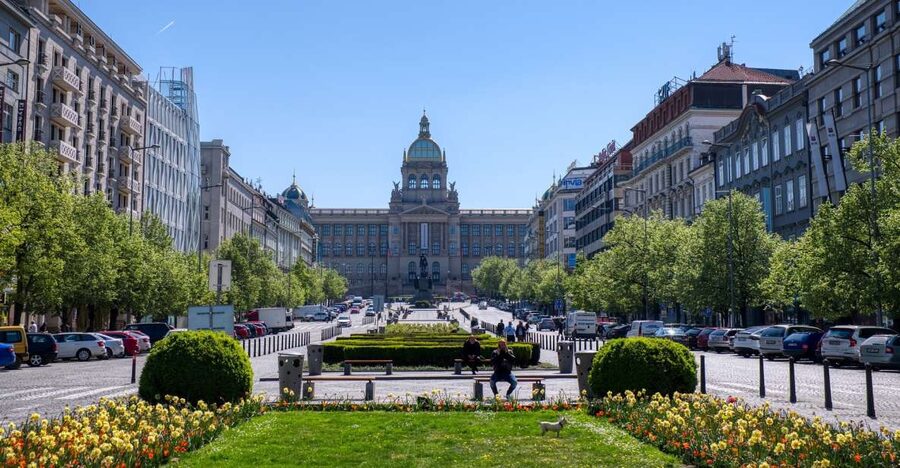 Prague Tour in Spanish - Legends That Make Czech Culture Easier to Understand
