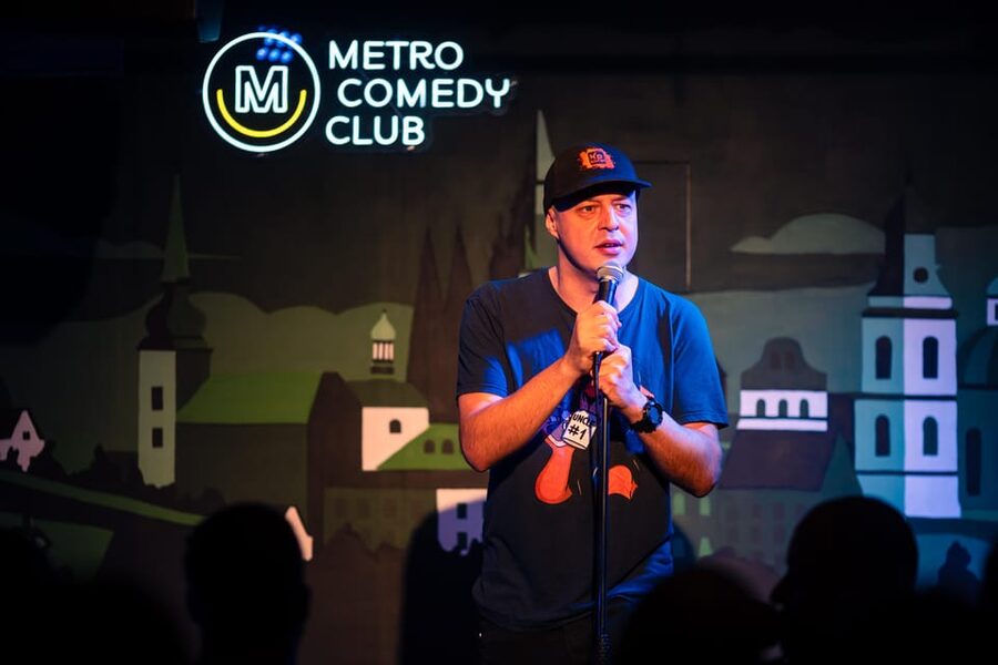 Prague: Tuesday Stand-Up Comedy in English - Humor, tone, and the risk of an uneven night