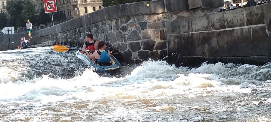 Prague: Vltava River Guided Canoeing Tour - Key points before you paddle
