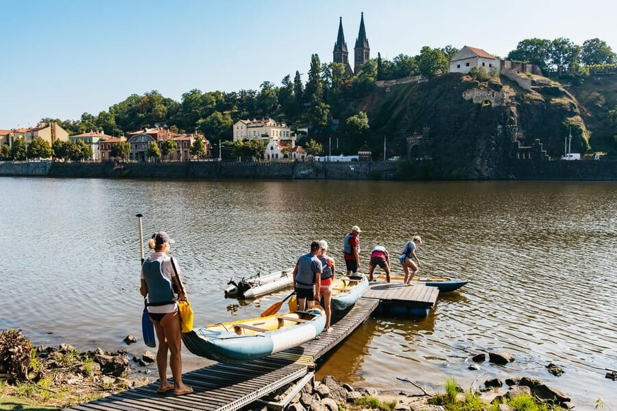 Prague: Vltava River Guided Canoeing Tour - Swimming, wall jumping, and changing conditions