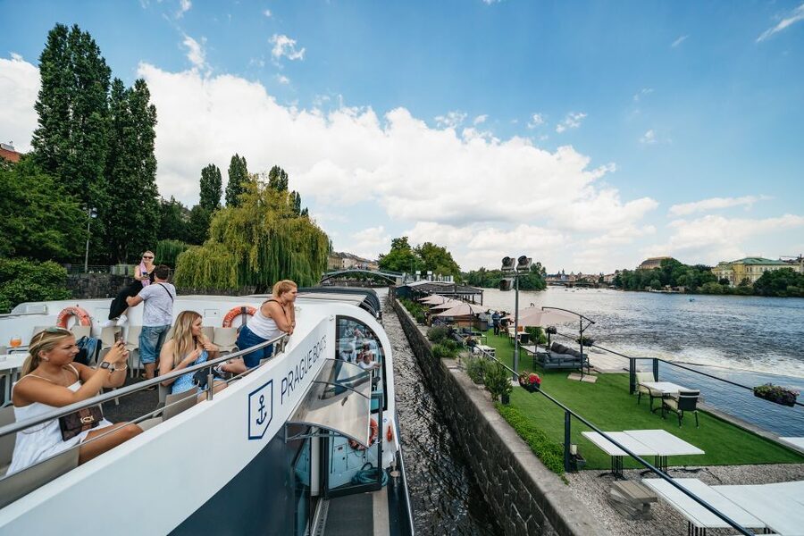 Prague: Vltava River Lunch Cruise in an Open-Top Glass Boat - Key points to know before booking