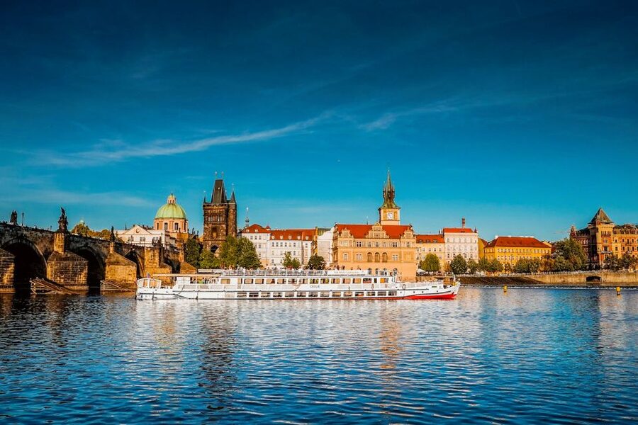 Prague: Vltava River Night Cruise with Buffet - What the $81 price really covers